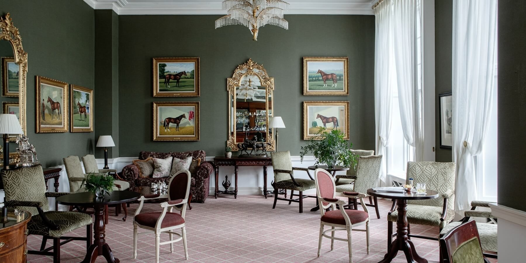 henry lounge (1) (1) (1)