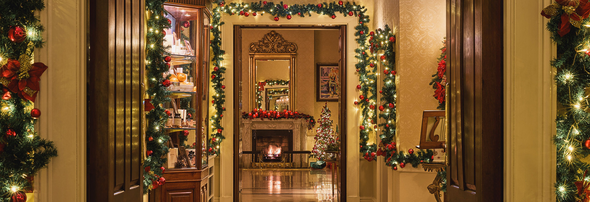 Christmas hallway  x www.kclub.ie_v2