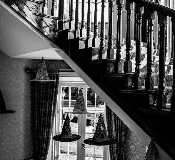Stairs x www.kclub.ie_v2